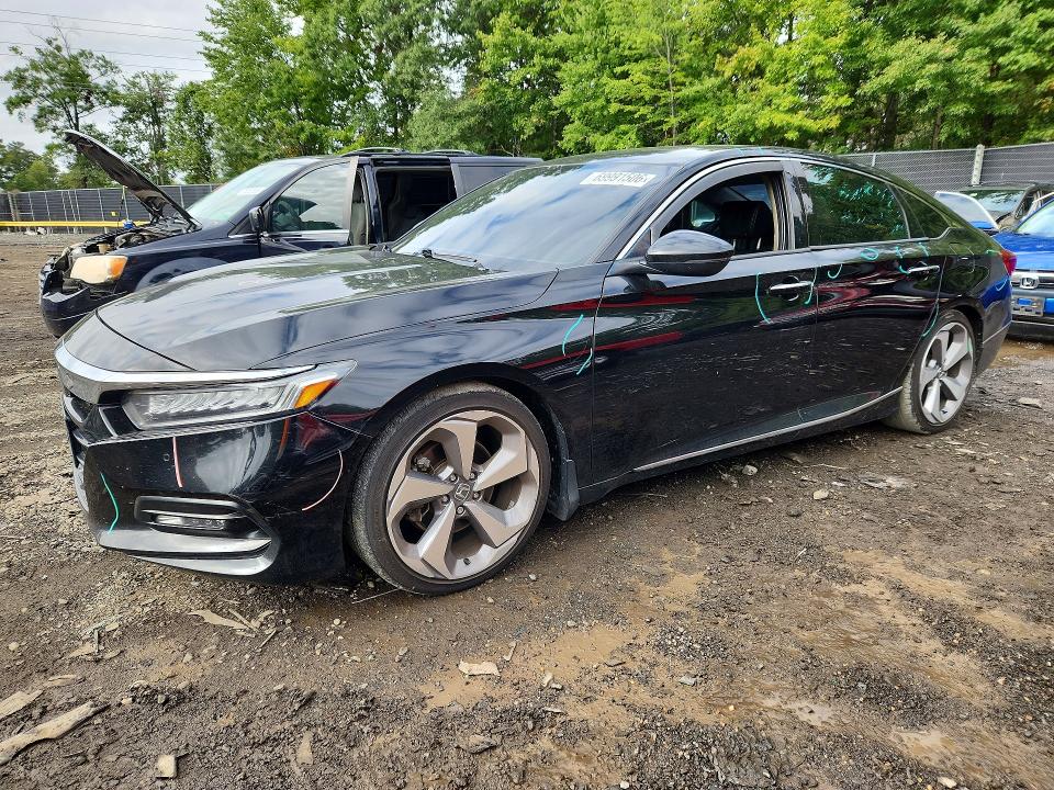 Продажа на аукционе авто 2018 Honda Accord, vin: 1HGCV2F95JA042130, номер лота: 69991506