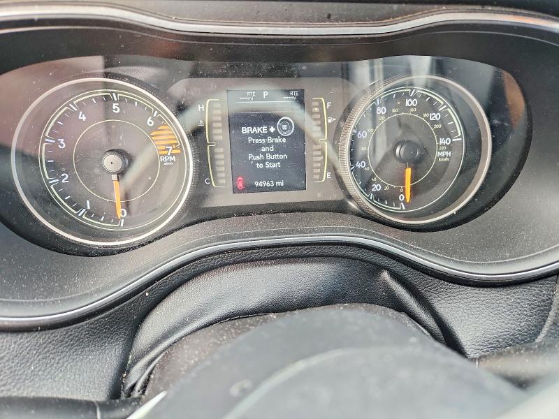 68374926 :رقم المزاد ، 1C4PJMLB6KD418218 vin ، 2019 Jeep Cherokee مزاد بيع