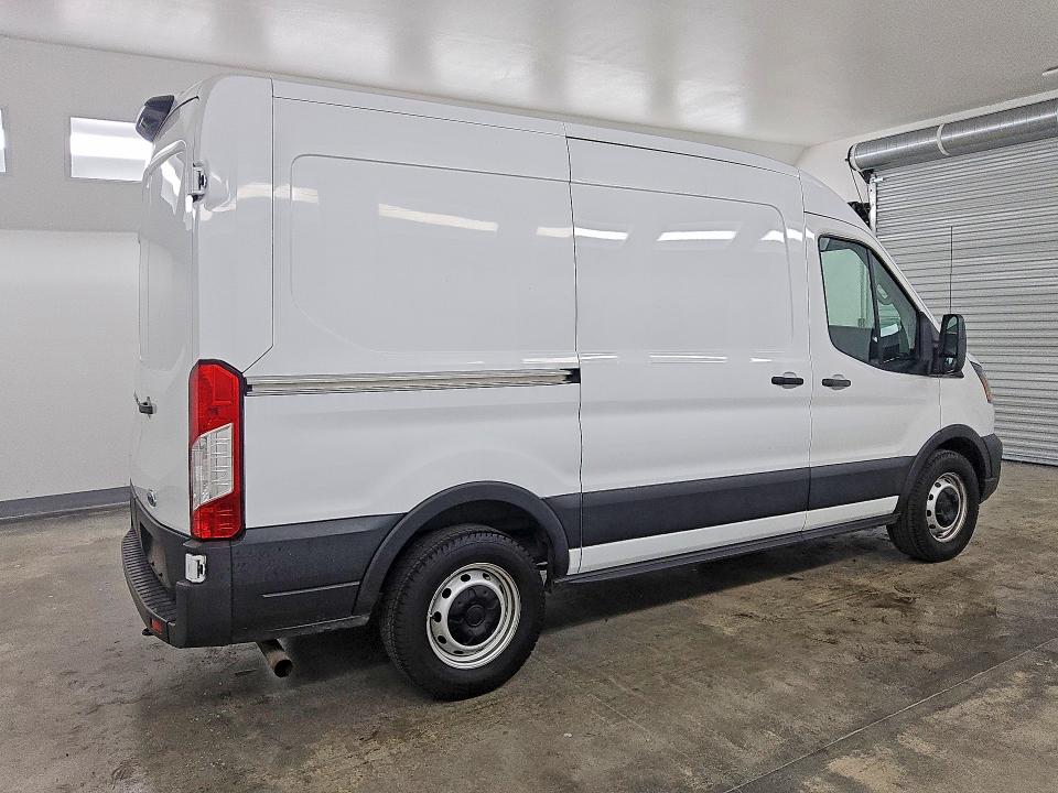 2021 Ford Transit მანქანა იყიდება აუქციონზე, vin: 1FTYE1C80MKA19444, აუქციონის ნომერი: 69640366