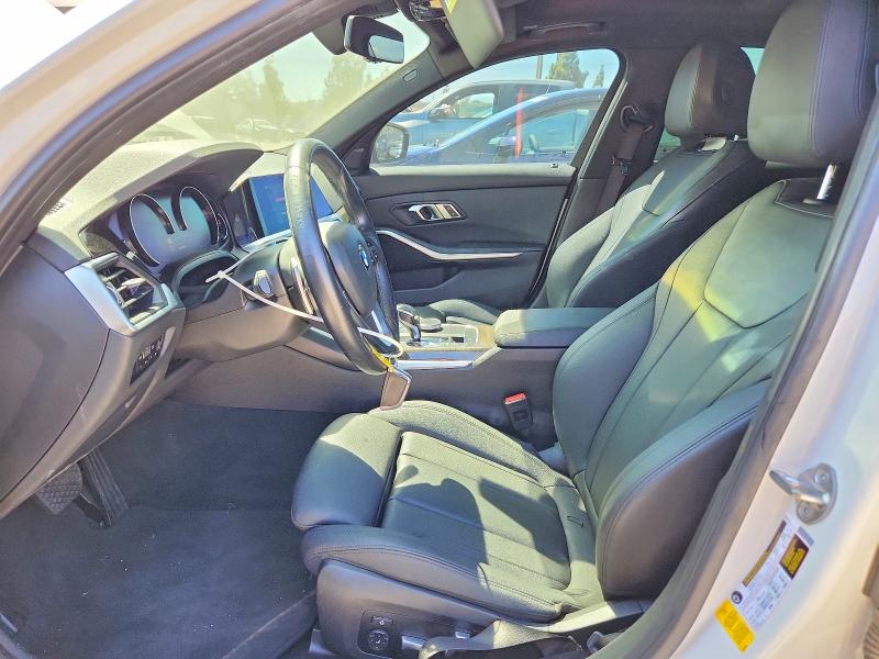 67214196 :رقم المزاد ، 3MW5R1J04L8B20522 vin ، 2020 Bmw 330i مزاد بيع