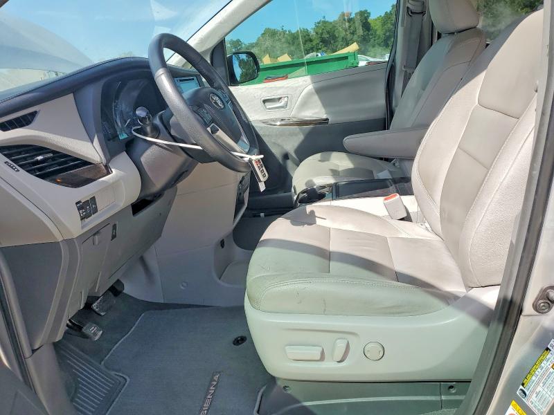 2018 Toyota Sienna მანქანა იყიდება აუქციონზე, vin: 5TDYZ3DC4JS904432, აუქციონის ნომერი: 69688486