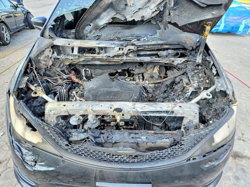 Продаж на аукціоні авто 2018 Chrysler Pacifica, vin: 2C4RC1EG6JR204240, номер лоту: 67494056