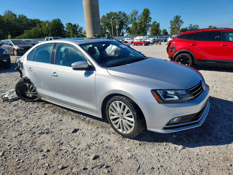 Продажа на аукционе авто 2016 Volkswagen Jetta, vin: 3VWL07AJXGM327703, номер лота: 69228206