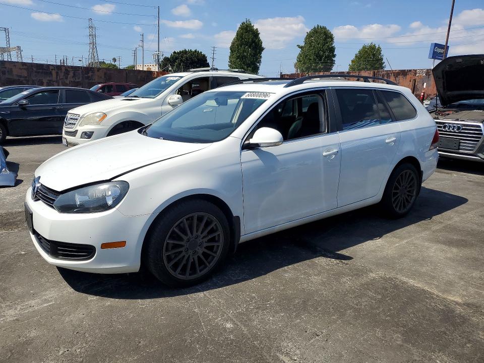 Продажа на аукционе авто 2014 Volkswagen Jetta, vin: 3VWPL7AJ8EM623132, номер лота: 68800096