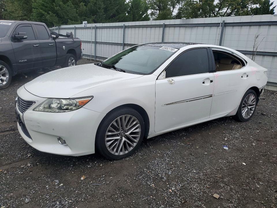 Продаж на аукціоні авто 2013 Lexus Es, vin: JTHBK1GG7D2057543, номер лоту: 69952756