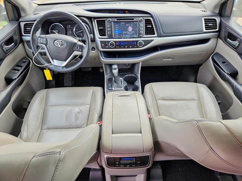 68641096 :رقم المزاد ، 5TDKKRFH2GS156844 vin ، 2016 Toyota Highlander مزاد بيع