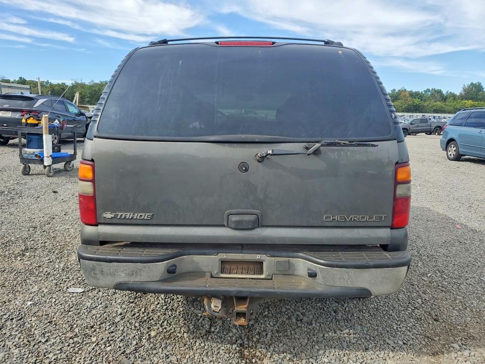 70124636 :رقم المزاد ، 1GNEK13Z62J275909 vin ، 2002 Chevrolet Tahoe مزاد بيع