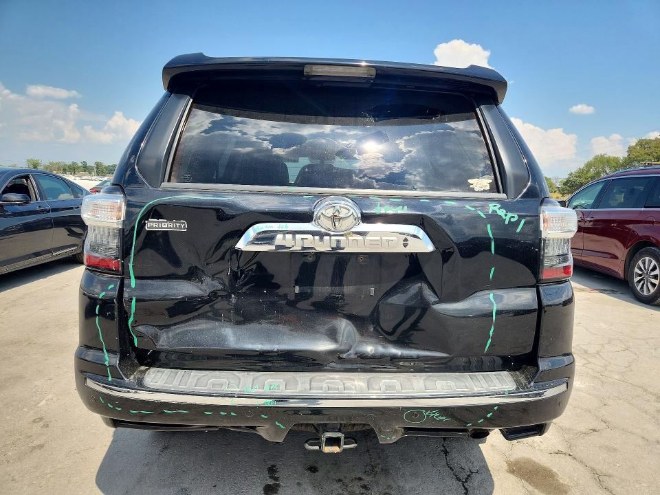 67718276 :رقم المزاد ، JTEBU5JR7F5208150 vin ، 2015 Toyota 4runner مزاد بيع