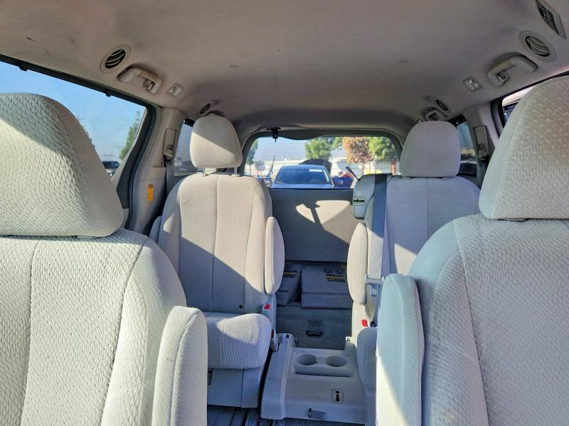 2014 Toyota Sienna მანქანა იყიდება აუქციონზე, vin: 5TDKK3DC2ES408433, აუქციონის ნომერი: 70307916
