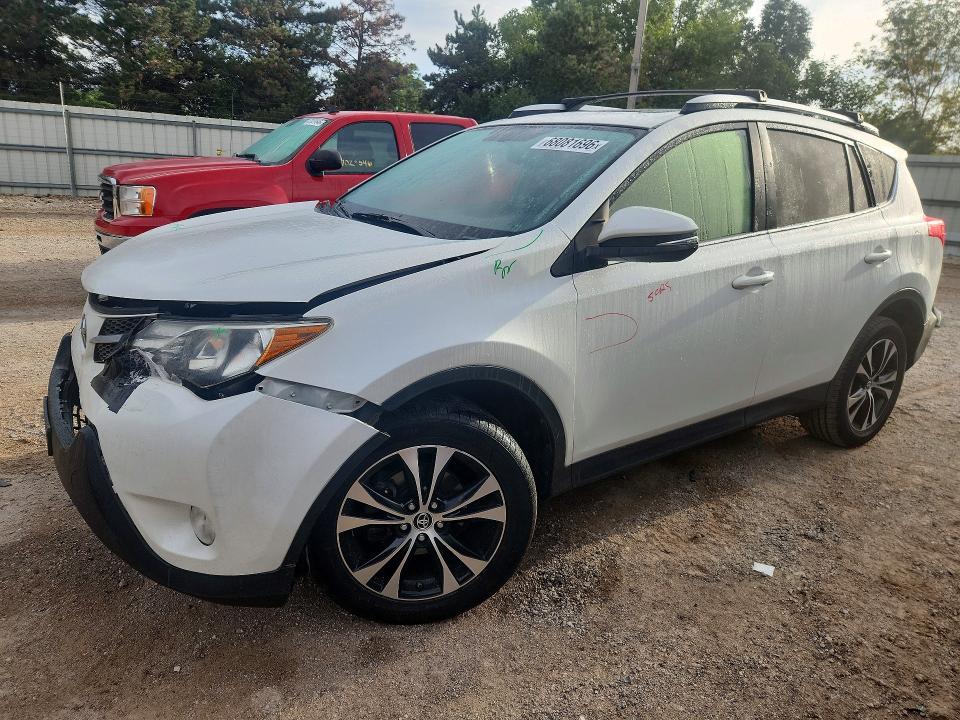 Auction sale of the 2015 Toyota Rav4, vin: JTMDFREV0FJ044303, lot number: 68081696