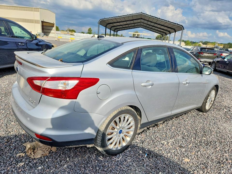 2012 Ford Focus მანქანა იყიდება აუქციონზე, vin: 1FAHP3J29CL451050, აუქციონის ნომერი: 68331936