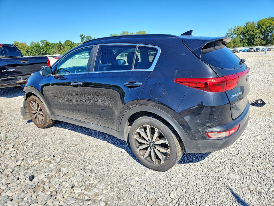 68617196 :رقم المزاد ، KNDPNCAC8J7349703 vin ، 2018 Kia Sportage مزاد بيع