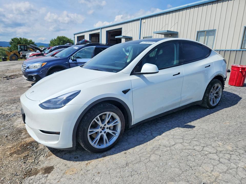67508466 :رقم المزاد ، 7SAYGDEE5PF701304 vin ، 2023 Tesla Model Y مزاد بيع