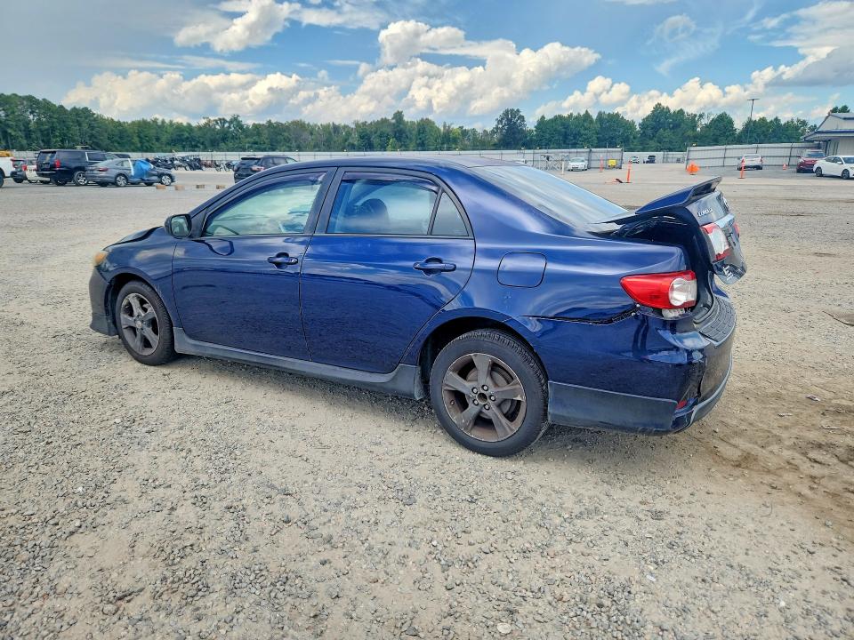 68772076 :رقم المزاد ، 5YFBU4EE6CP052977 vin ، 2012 Toyota Corolla مزاد بيع