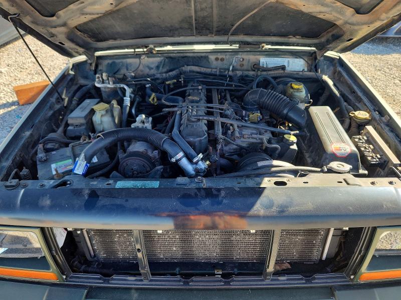 68152656 :رقم المزاد ، 1J4FJ78S8VL588638 vin ، 1997 Jeep Cherokee مزاد بيع