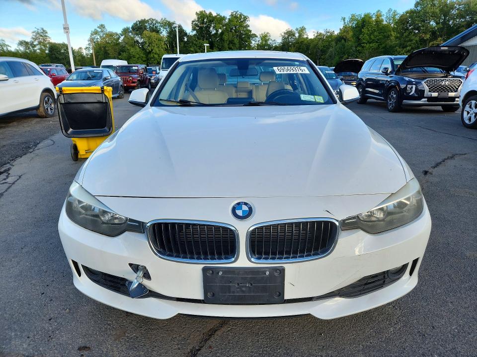 2015 Bmw 320 მანქანა იყიდება აუქციონზე, vin: WBA3C3C56FK202056, აუქციონის ნომერი: 69569376