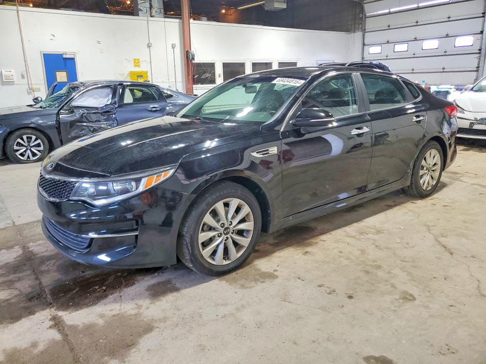 Продаж на аукціоні авто 2018 Kia Optima, vin: 5XXGT4L36JG258042, номер лоту: 69434816