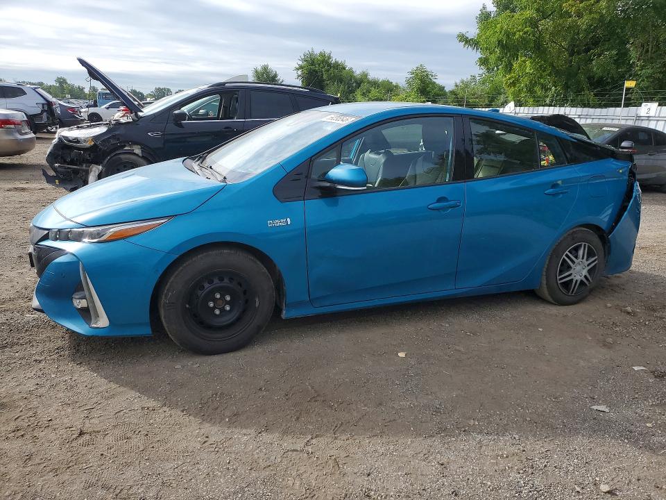 Продажа на аукционе авто 2020 Toyota Prius Prime, vin: JTDKARFP9L3150870, номер лота: 69395546