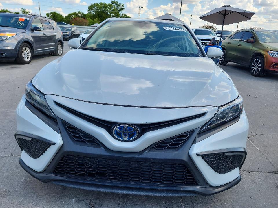 Aukcja sprzedaży 2024 Toyota Camry Hybrid, vin: 4T1S31AK2RU060692, numer aukcji: 68035516