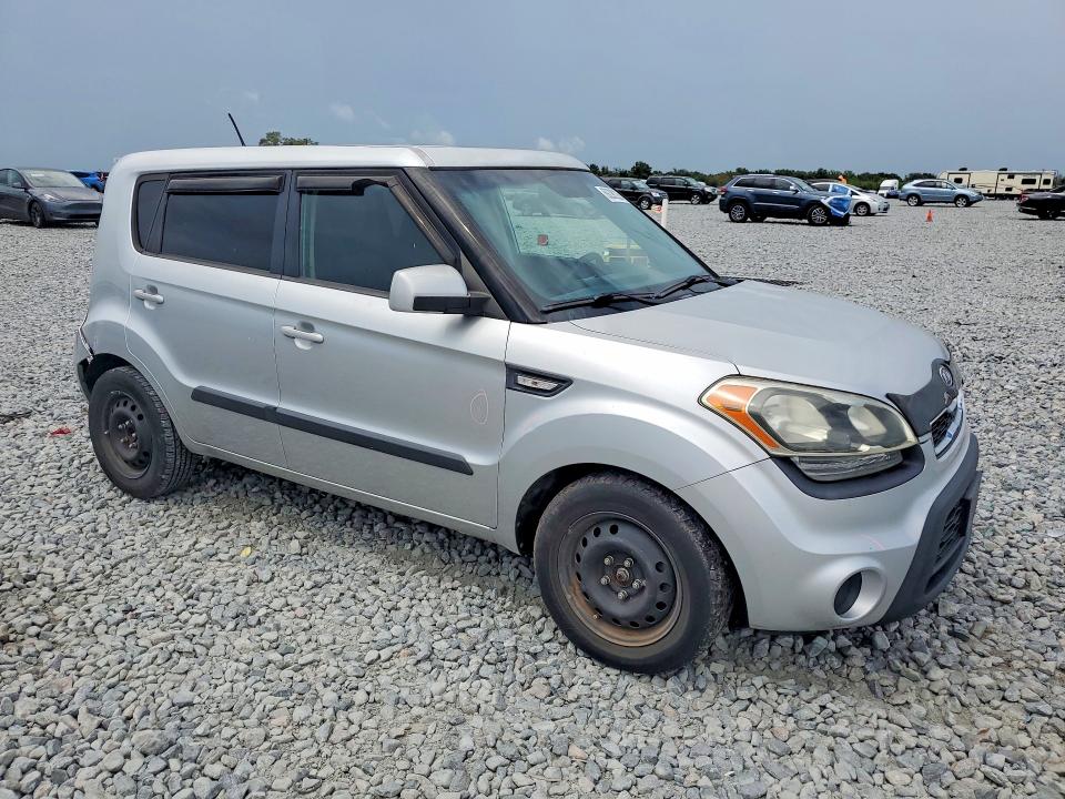 69298226 :رقم المزاد ، KNDJT2A51C7429712 vin ، 2012 Kia Soul مزاد بيع