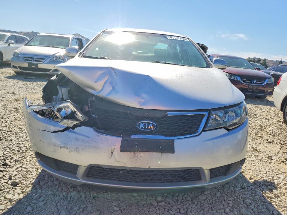 67752496 :رقم المزاد ، KNAFU4A2XD5680890 vin ، 2013 Kia Forte مزاد بيع