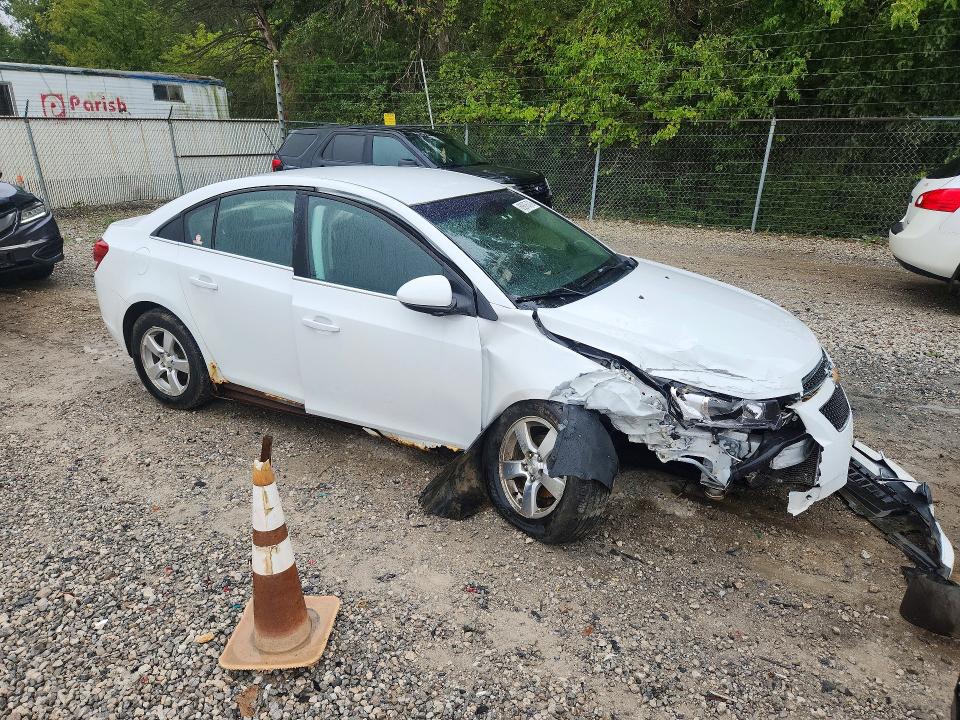 69875776 :رقم المزاد ، 1G1PC5SB2E7318484 vin ، 2014 Chevrolet Cruze مزاد بيع
