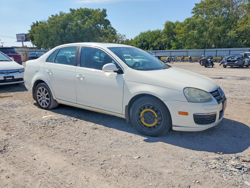70792656 :رقم المزاد ، 3VWDT81K86M017770 vin ، 2006 Volkswagen Jetta مزاد بيع