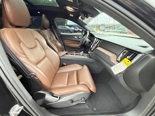 Продажа на аукционе авто 2024 Volvo Xc60, vin: YV4L12RM5R1801281, номер лота: 70833356