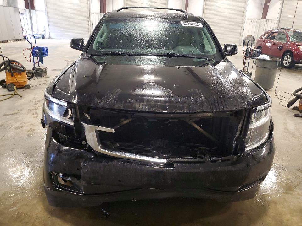 Продаж на аукціоні авто 2016 Chevrolet Suburban, vin: 1GNSKHKCXGR419656, номер лоту: 69252036