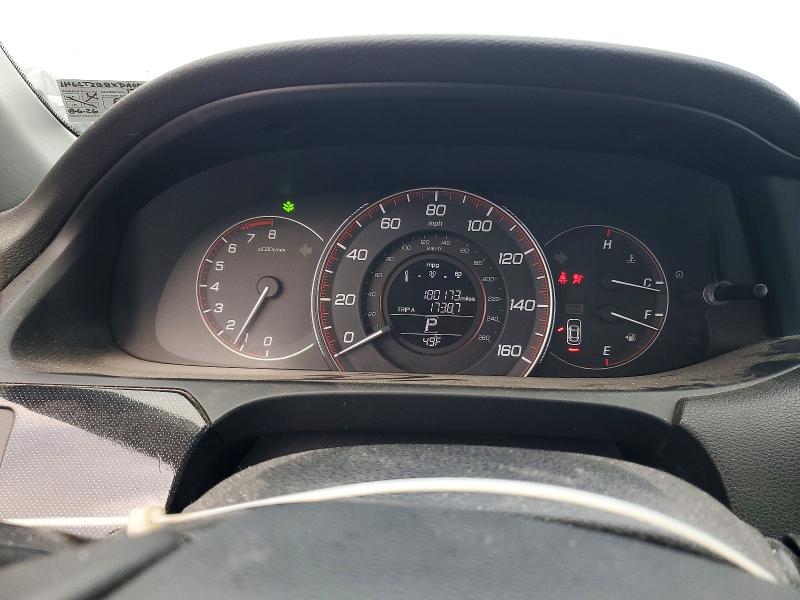 70338356 :رقم المزاد ، 1HGCT2B8XDA000897 vin ، 2013 Honda Accord مزاد بيع