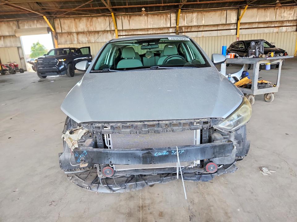 2017 Hyundai Elantra მანქანა იყიდება აუქციონზე, vin: 5NPD74LF7HH072476, აუქციონის ნომერი: 70163956