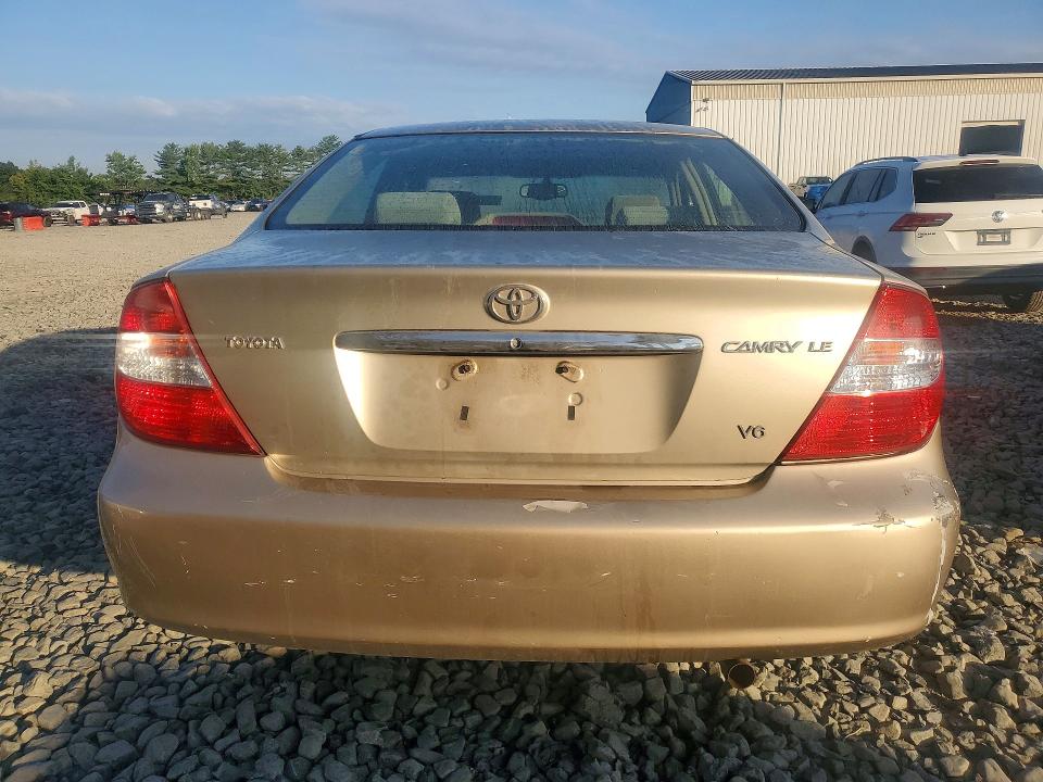 2002 Toyota Camry მანქანა იყიდება აუქციონზე, vin: 4T1BF32K72U506357, აუქციონის ნომერი: 68034346