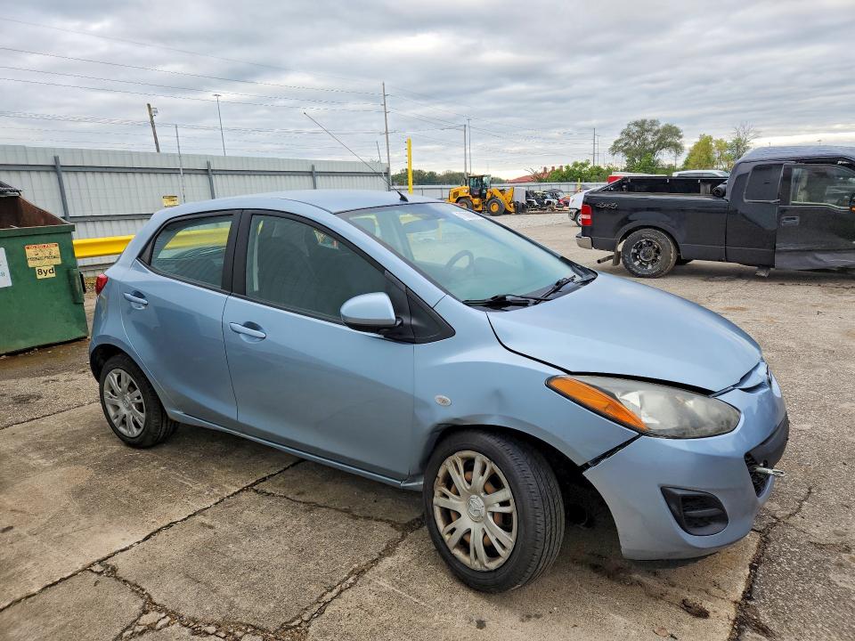 2013 Mazda Mazda2 მანქანა იყიდება აუქციონზე, vin: JM1DE1KY8D0170723, აუქციონის ნომერი: 71098806