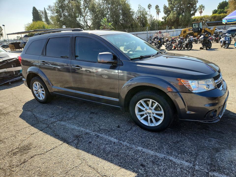 69816206 :رقم المزاد ، 3C4PDCBG5FT727404 vin ، 2015 Dodge Journey مزاد بيع