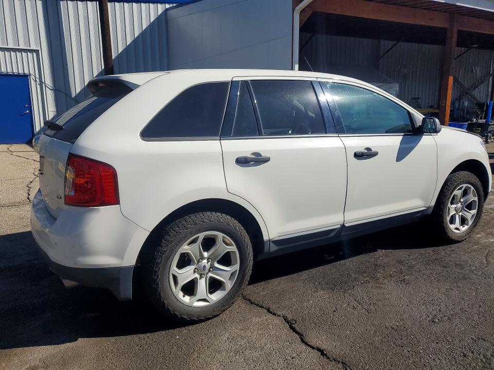 68450336 :رقم المزاد ، 2FMDK4GC1DBB30243 vin ، 2013 Ford Edge مزاد بيع