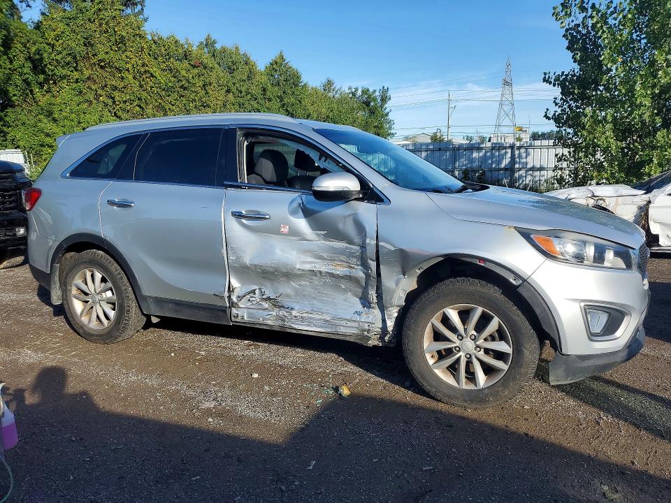 65574306 :رقم المزاد ، 5XYPGDA17HG269207 vin ، 2017 Kia Sorento مزاد بيع