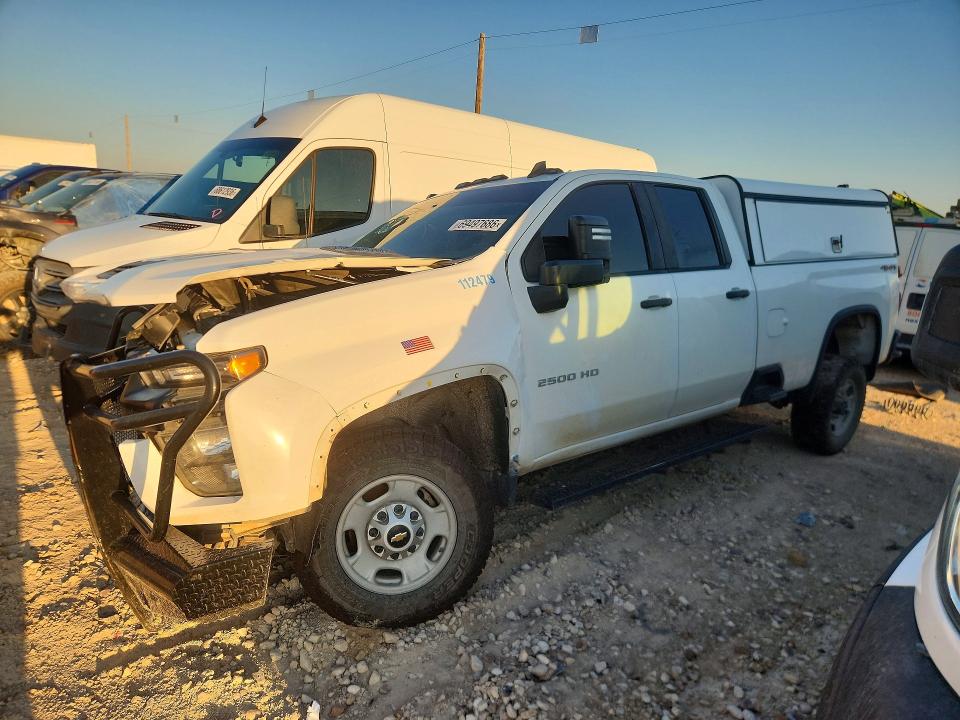 69497686 :رقم المزاد ، 1GC2YLEY4LF290570 vin ، 2020 Chevrolet Silverado مزاد بيع