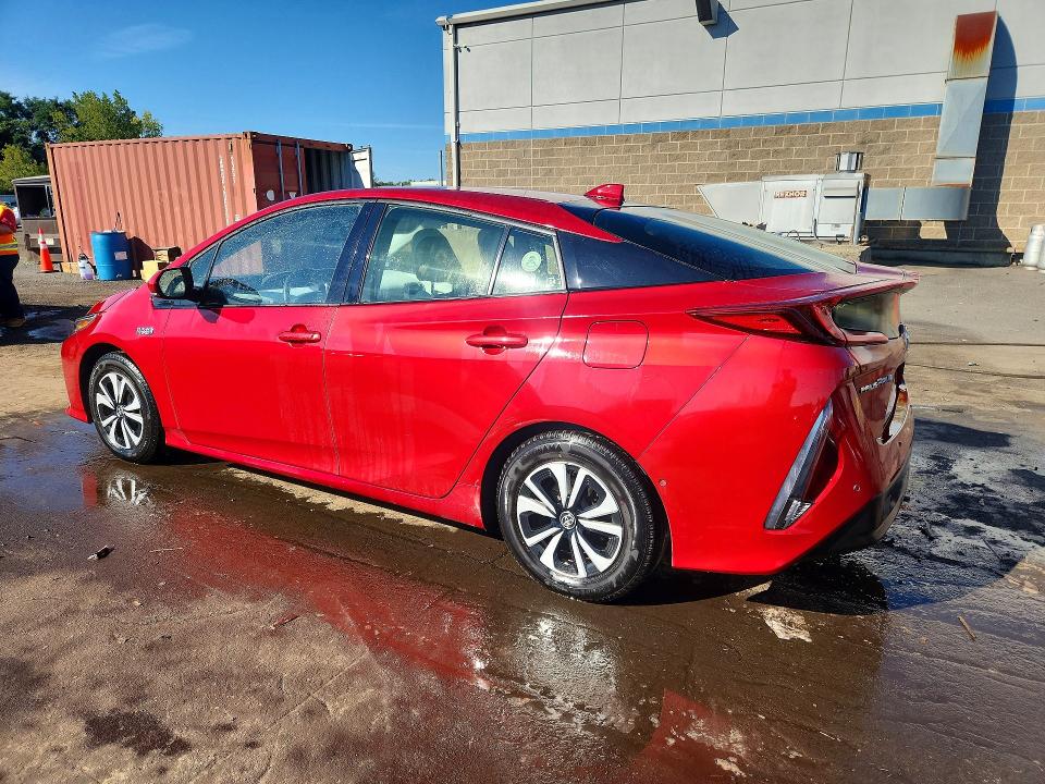 66640236 :رقم المزاد ، JTDKARFP6H3015790 vin ، 2017 Toyota Prius Prime مزاد بيع