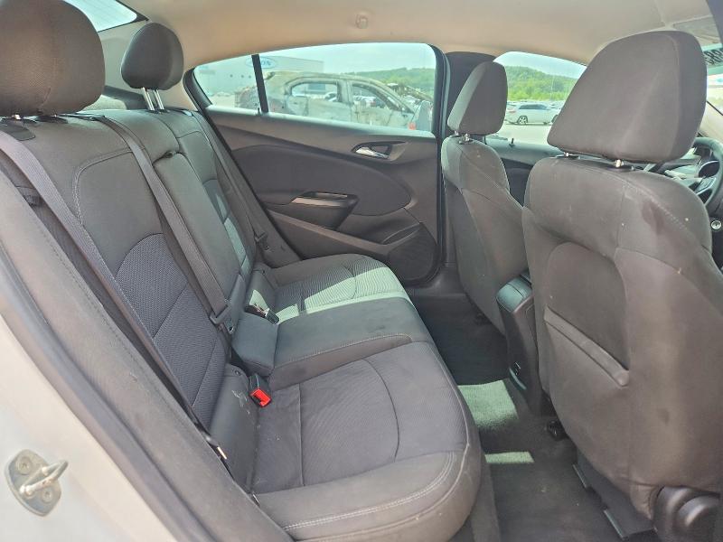 2018 Chevrolet Cruze მანქანა იყიდება აუქციონზე, vin: 1G1BE5SM2J7104384, აუქციონის ნომერი: 69883996