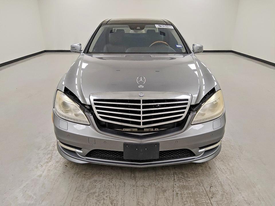 2010 Mercedes-benz S მანქანა იყიდება აუქციონზე, vin: WDDNG7BB9AA342671, აუქციონის ნომერი: 67928446