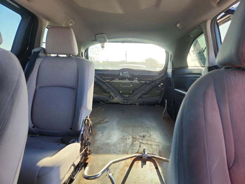 68997036 :رقم المزاد ، 5FNRL6H24JB036106 vin ، 2018 Honda Odyssey مزاد بيع