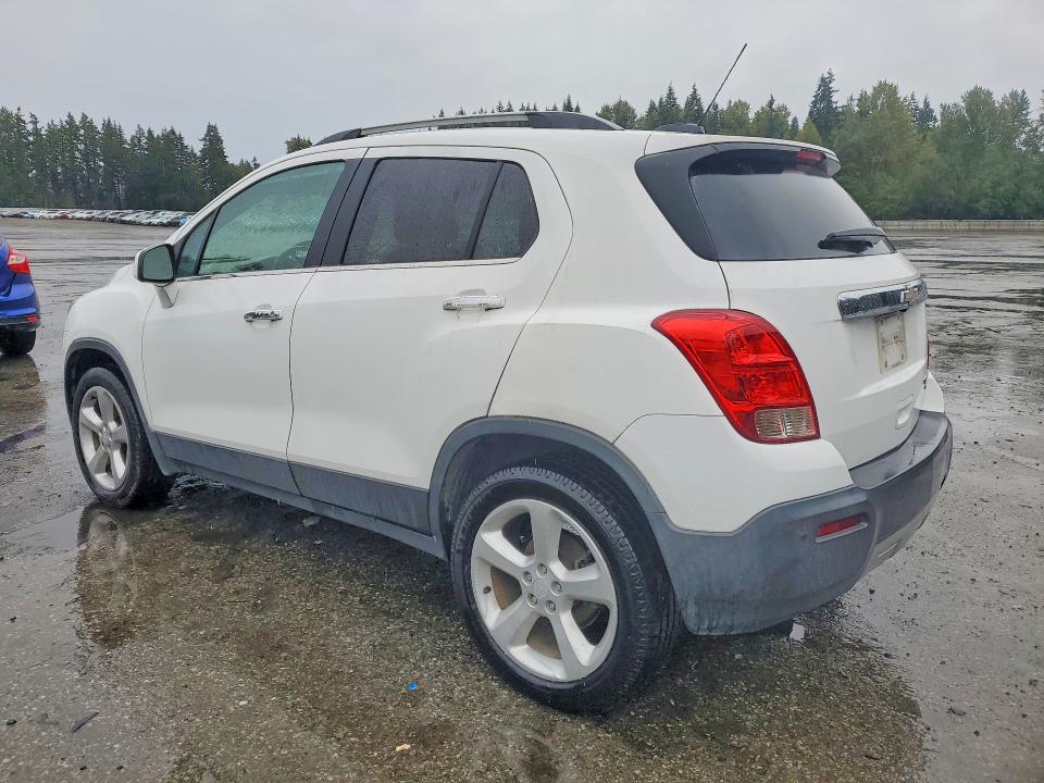 70861576 :رقم المزاد ، 3GNCJTSB6FL240635 vin ، 2015 Chevrolet Trax مزاد بيع
