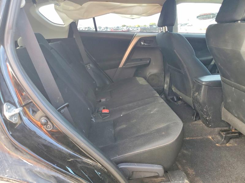 Продаж на аукціоні авто 2015 Toyota Rav4, vin: 2T3RFREV8FW328074, номер лоту: 70122356