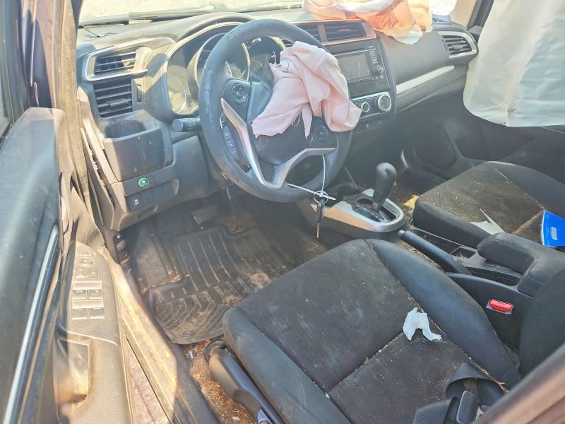 67642266 :رقم المزاد ، 3HGGK5H56FM731223 vin ، 2015 Honda Fit مزاد بيع