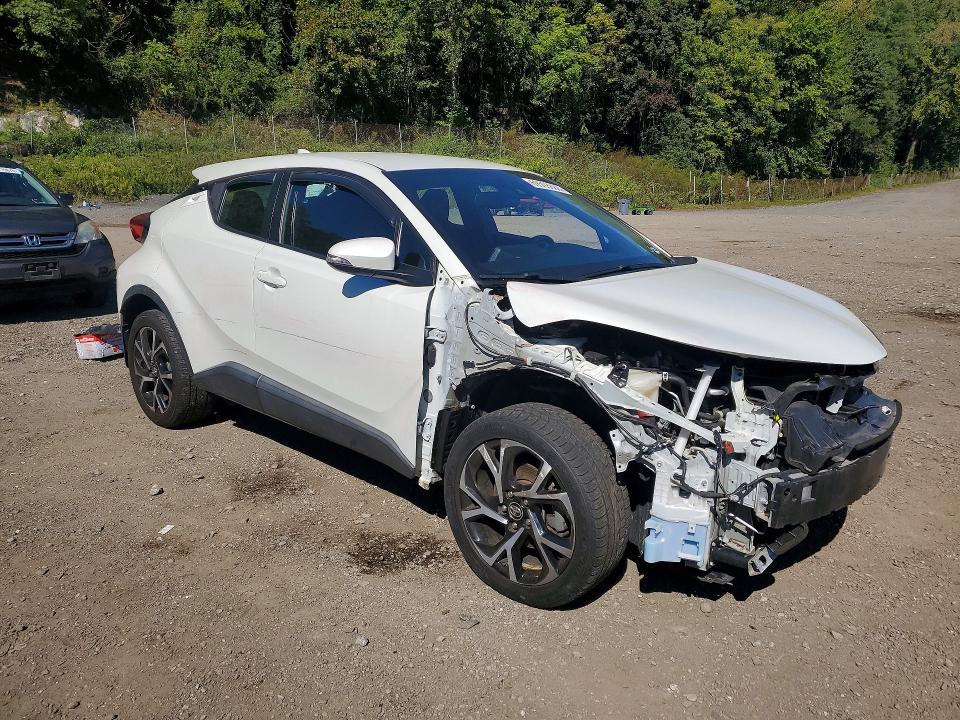 Продажа на аукционе авто 2018 Toyota C-hr, vin: NMTKHMBX7JR012257, номер лота: 69593666