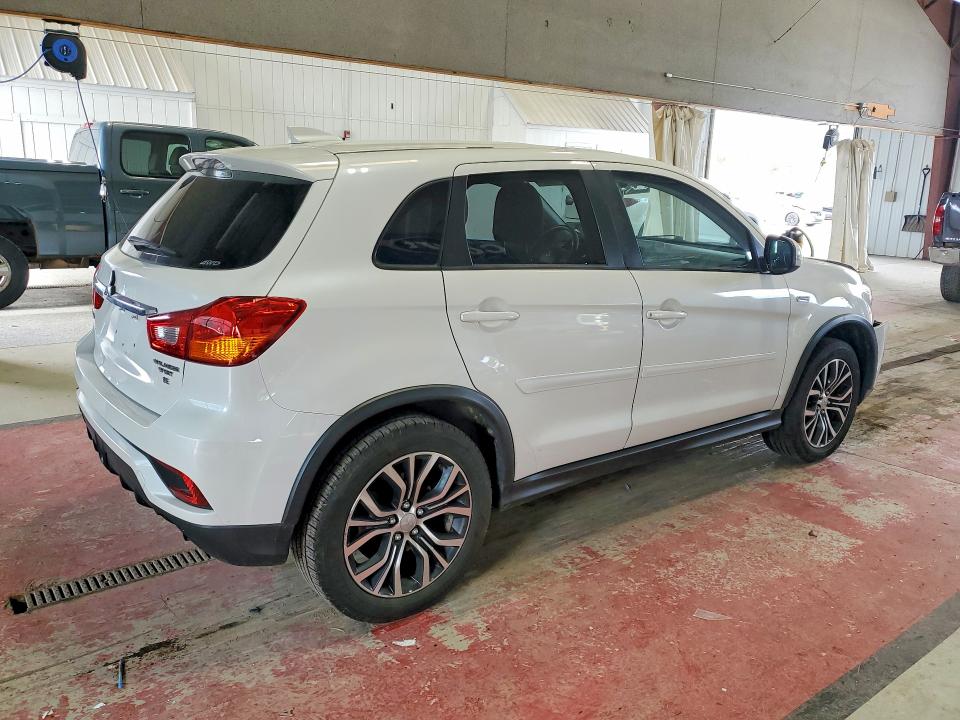 Продажа на аукционе авто 2018 Mitsubishi Outlander Sport, vin: JA4AR3AW3JZ029689, номер лота: 67878686