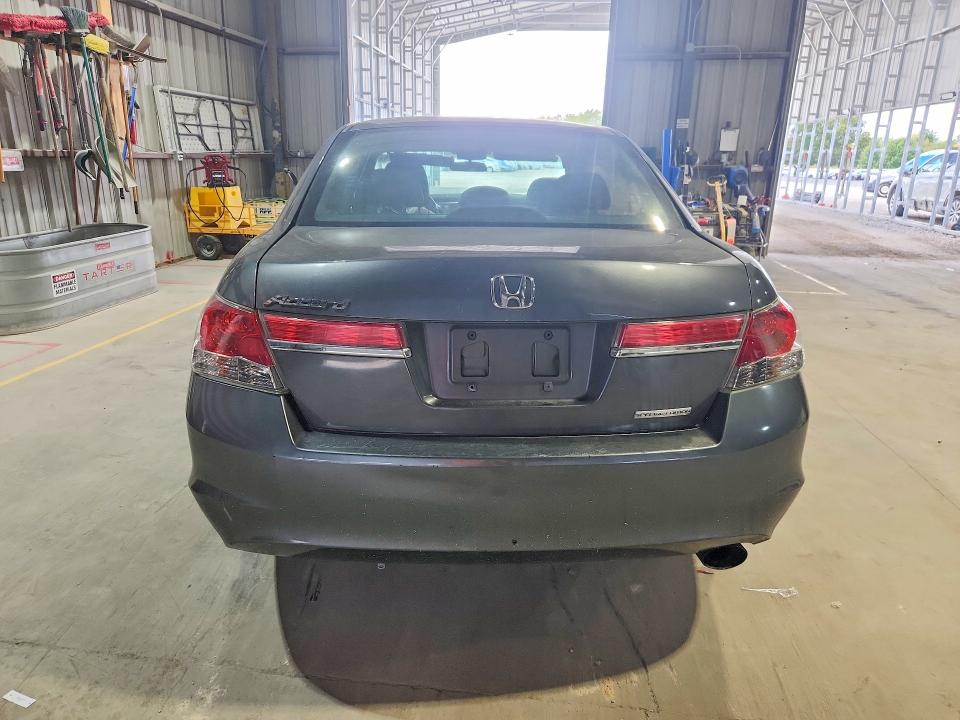 69018876 :رقم المزاد ، 1HGCP2F69BA046554 vin ، 2011 Honda Accord مزاد بيع