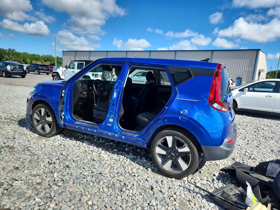 68399606 :رقم المزاد ، KNDJ33AU8L7016067 vin ، 2020 Kia Soul مزاد بيع
