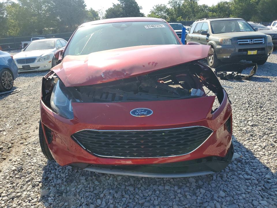 67407376 :رقم المزاد ، 1FMCU9G62MUB32610 vin ، 2021 Ford Escape مزاد بيع