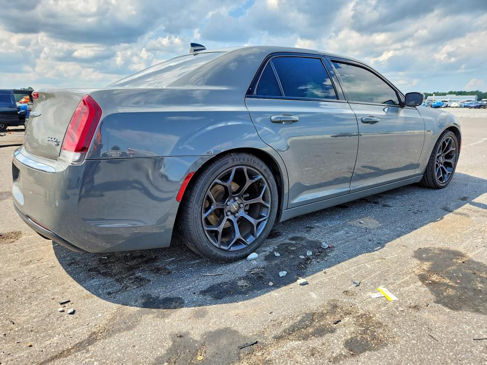 2019 Chrysler 300 მანქანა იყიდება აუქციონზე, vin: 2C3CCABG6KH679019, აუქციონის ნომერი: 68838126